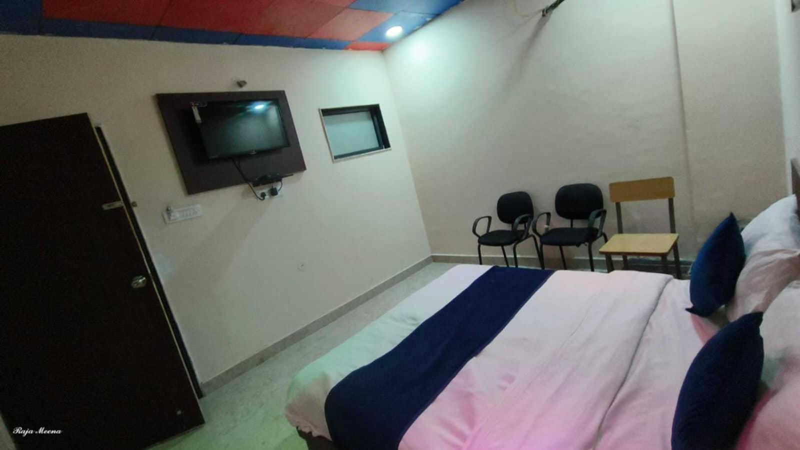Collection O Hotel Kavya Guest House Dzsaipur Kültér fotó